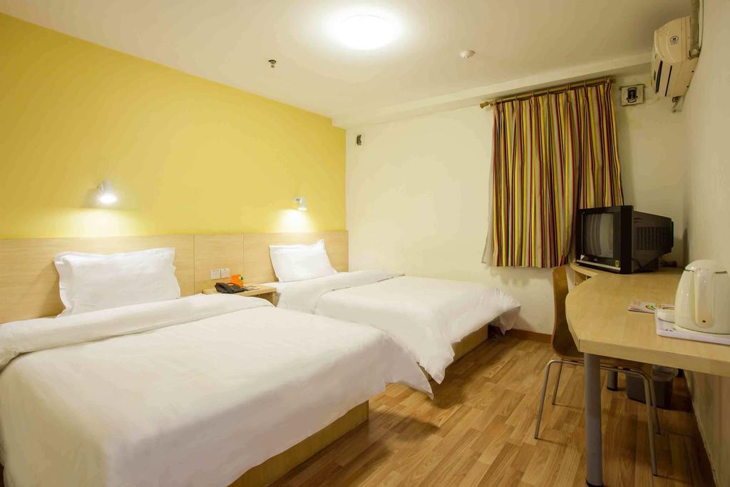 7Days Inn Suizhou Jiaotong Avenue Luhe Rum bild